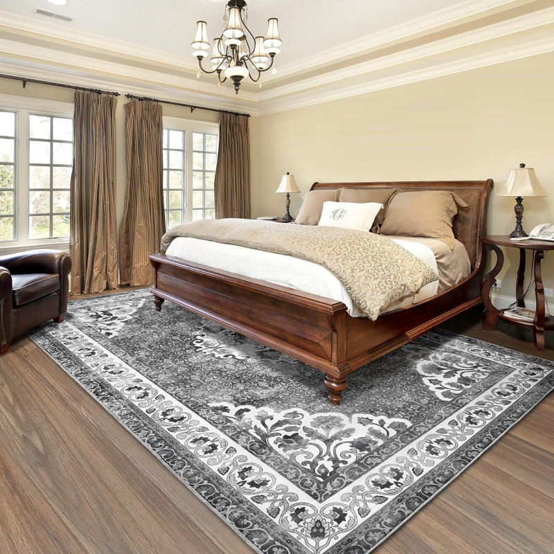 Nimete Oriental Indoor Rug, Rectangle 5' x 8'