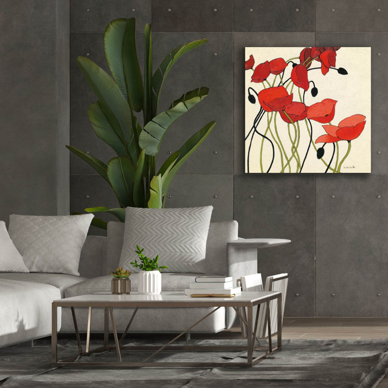 «Poppies And Cream 1» par Shirley Novak, art mural sur toile, H 37 po x l 37 po x P 1,5 po