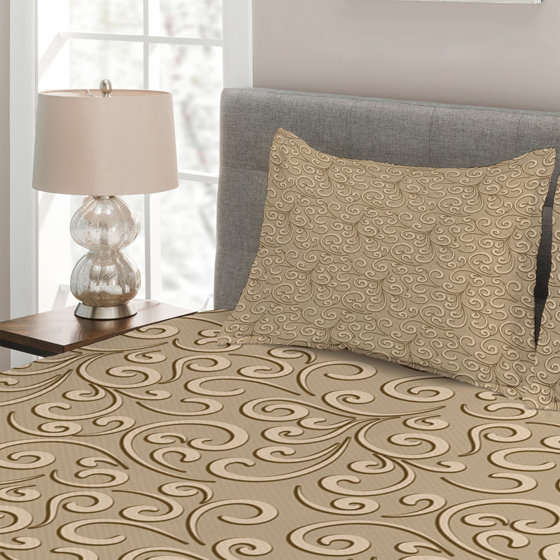 Traditional Polyester Floral Coverlet, King Bedspread + 2 Shams