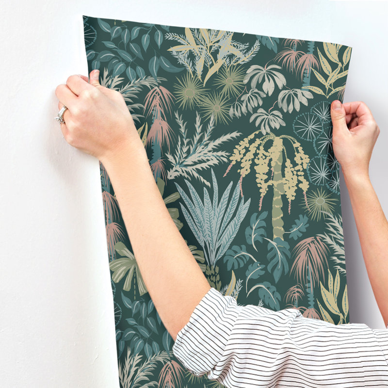 Star Flower Floral Trail Wallpaper, Green