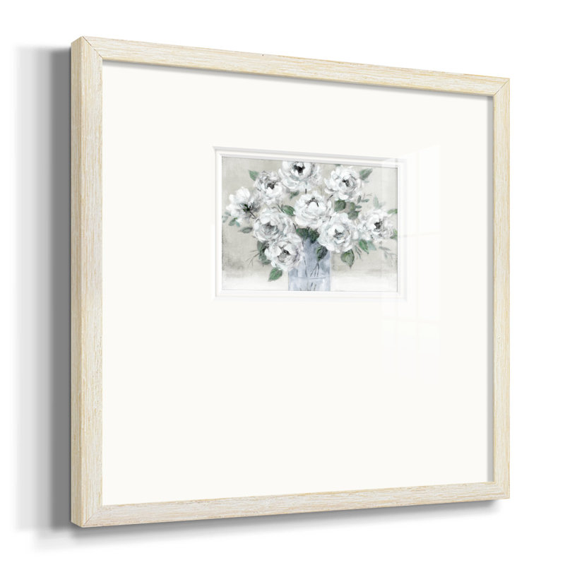 «Tender White Rosespremium», reproduction encadrée, H 17 po x l 17 po x P 1,25 po, White Wood Framed
