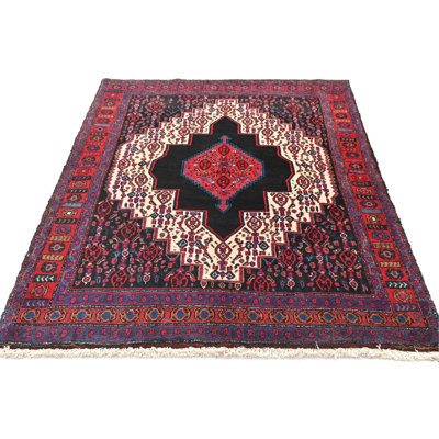 Tapis oriental tribal prune 4 x 5 One-of-a-Kind