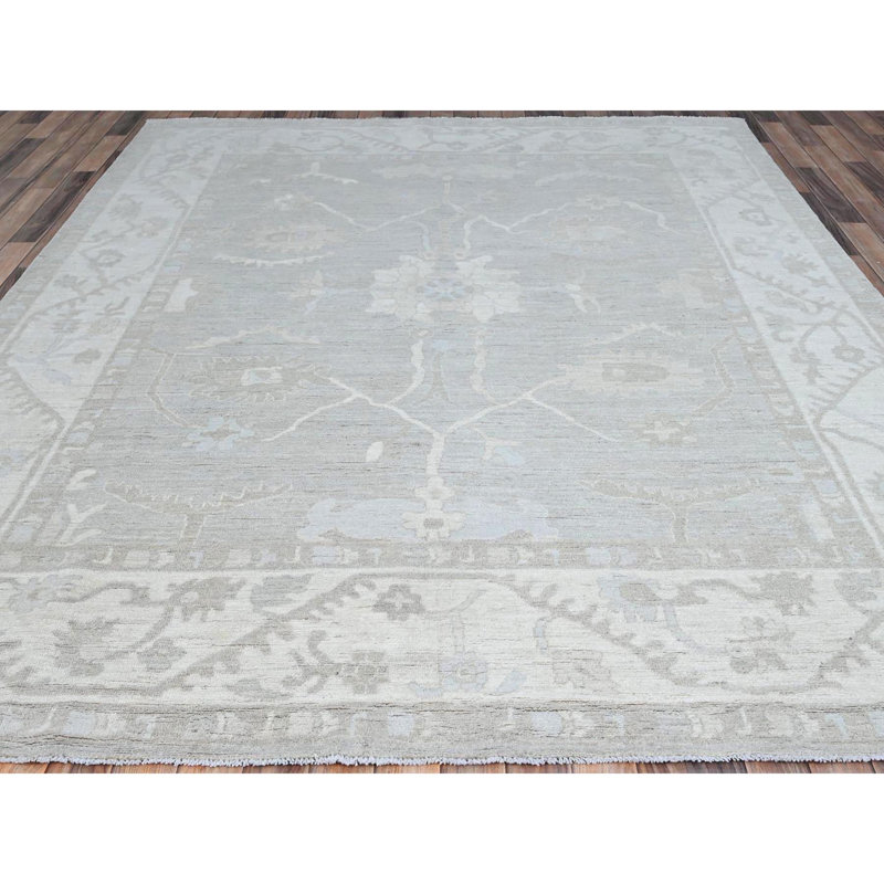 Tapis unique 8 pi x 9 pi 8 po Retratt