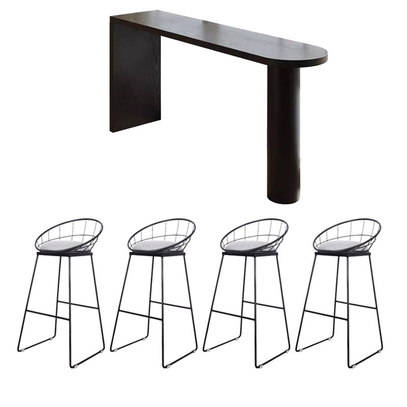 Petite table haute et chaise, H 41,3 po x L 62,9 po x l 17,7 po