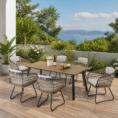 Ensemble repas 7 pièces en osier avec table en bois composite