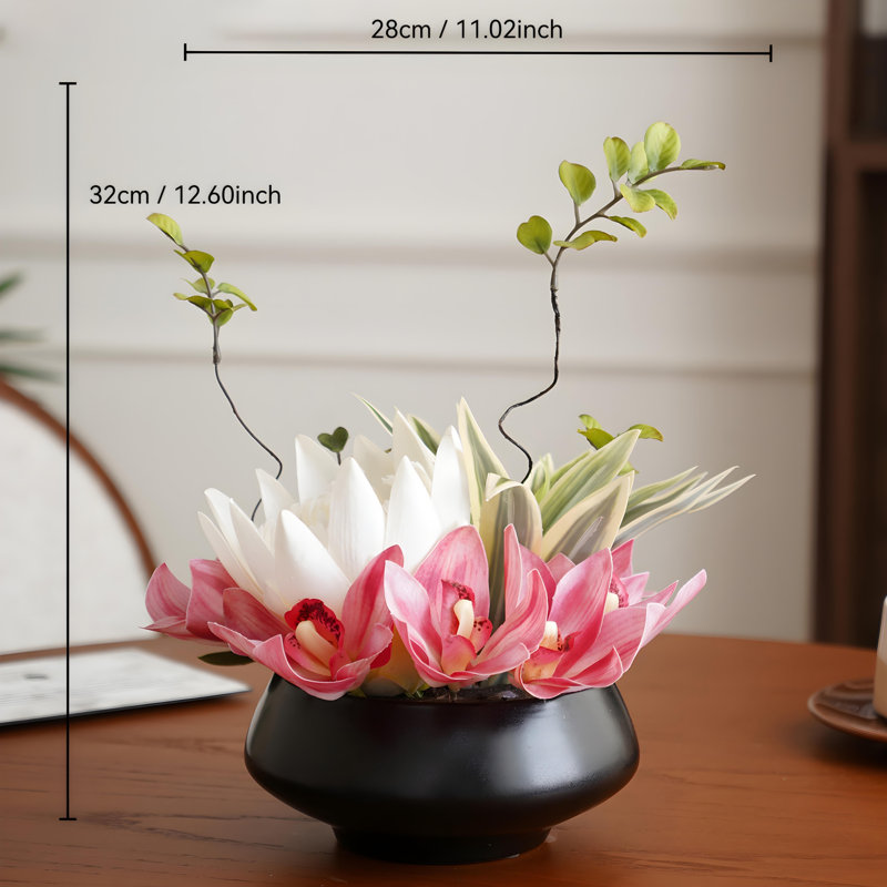 Ornements de fleurs simulées