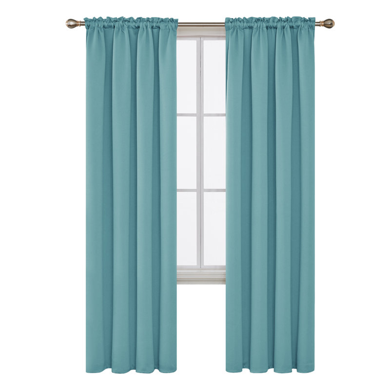 Andreea Pair, Sky Blue, 132 W x 214 D cm