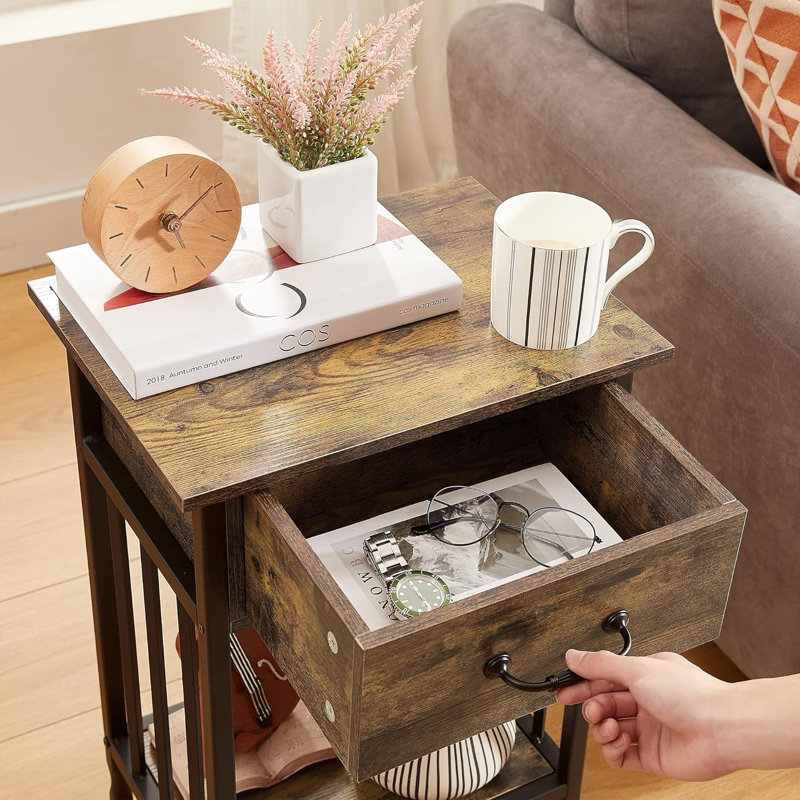 Table de bout Gefell, Brun