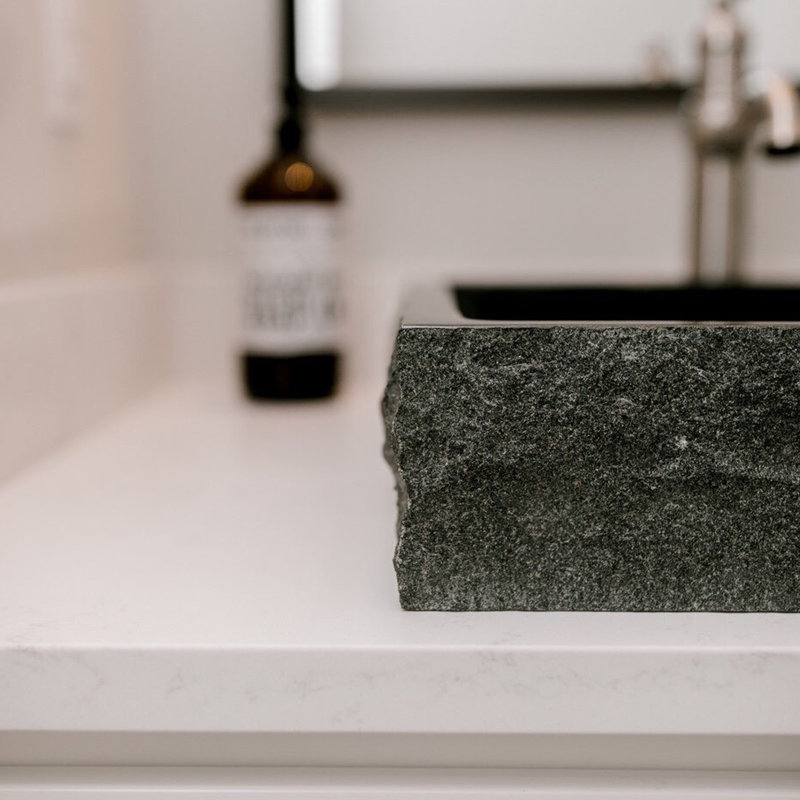 Novatto 18'' Black Stone Square Bathroom Sink
