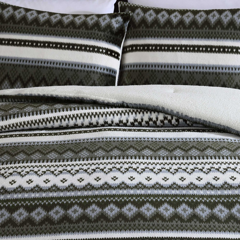 Eddie Bauer Shelton Fair Isle Plush Reversible Comforter Set, Green Geometric, Queen Comforter + 2 Standard Shams