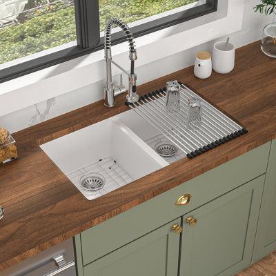 Évier de cuisine à double cuve encastrable 33 po x l 19 po avec accessoires