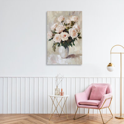 Roses Peachy dans un vase de fleurs, par Petal Prints Design