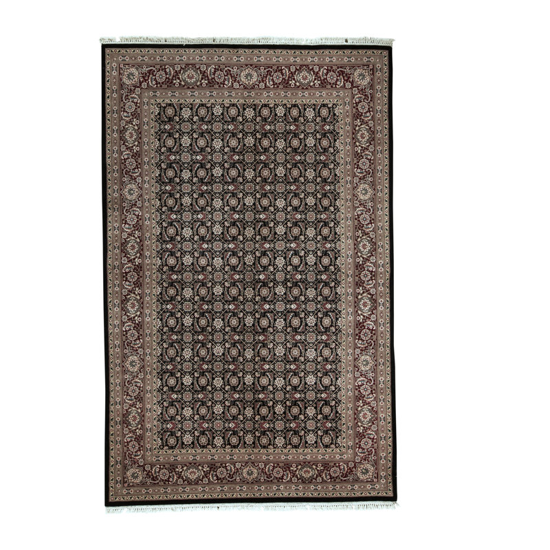 Jahan Wool Oriental Indoor Rug