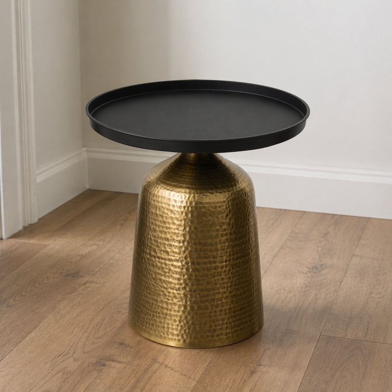 Table à piédestal de luxe avec plateau en laiton antique martelé, Matte Black, Laiton antique