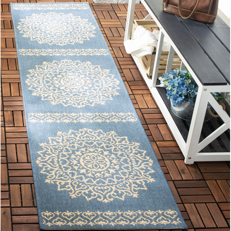 Situ Damask Hand Hooked Indoor / Outdoor Area Rug, Runner 61 x 244 cm