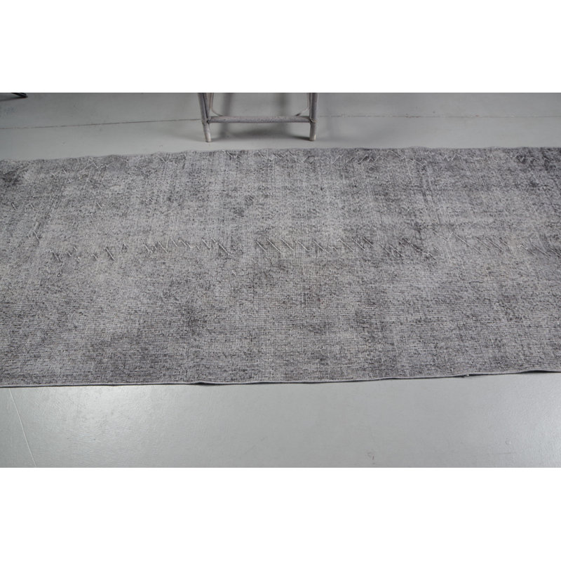 Tapis turc vintage fait à la main en gris avec motif unique pour décoration bohémienne
