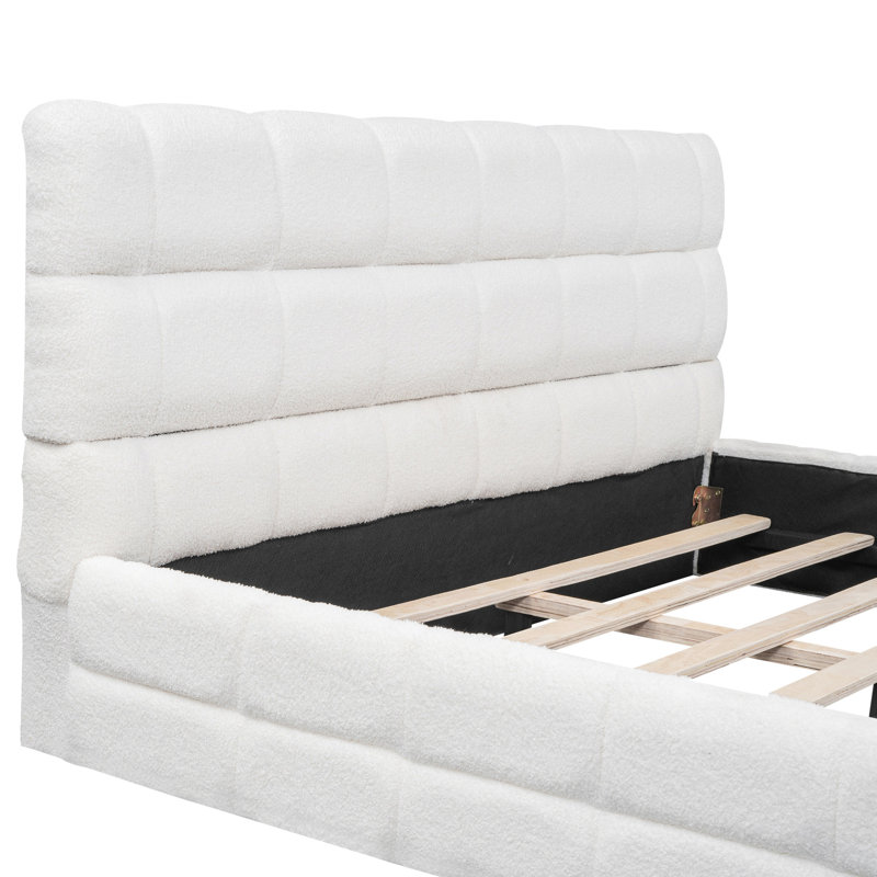 Grand lit tapissier blanc, structure en bois de pin +, sans sommier, plateforme de lit de 81 po x 61 po en blanc, construction avec tête de lit pour un meilleur sommeil, l 87,8 po x L 66 po
