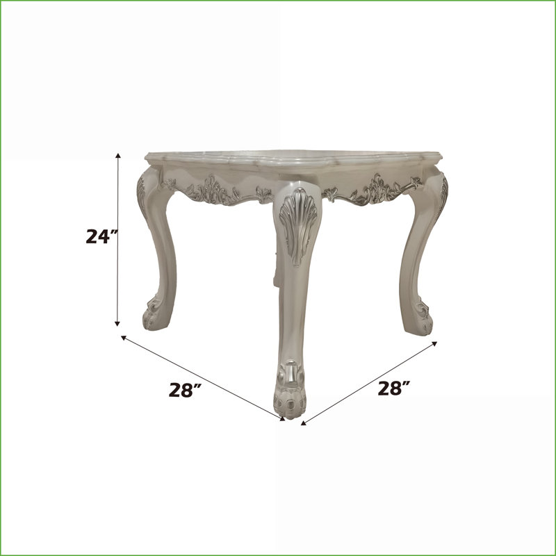 Table basse traditionnelle Traditional Dresden Bone White avec pattes surdimensionnées et plateau floral festonné pour lampes Cadres