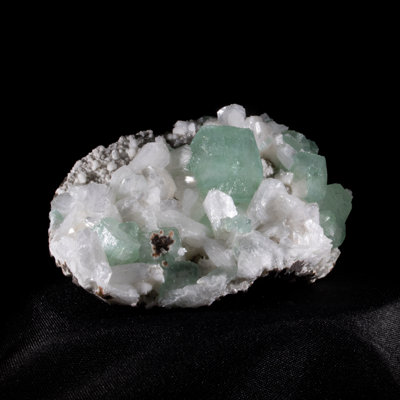 Agrim Landscape & Nature Crystal