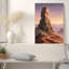 «Tall Rock Spire» avec cristaux lumineux et chemin sinueux-133559505