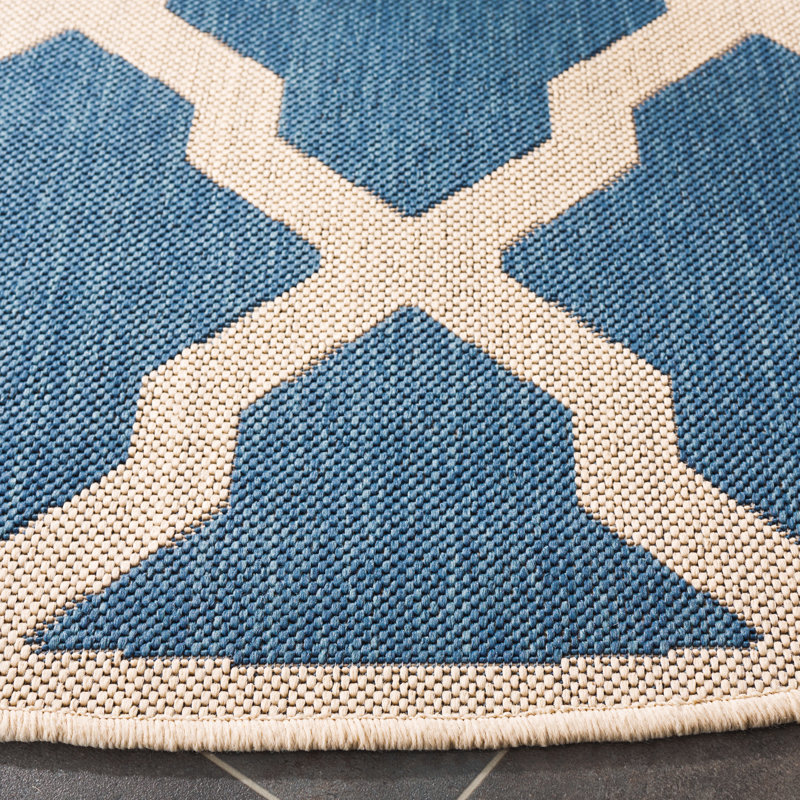 Maclin House Performance Geometric Indoor/Outdoor Area Rug, Round 6'7"