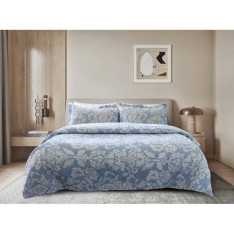 Polyester Standard Damask Quilt, Full Quilt + 2 Pillow Shams