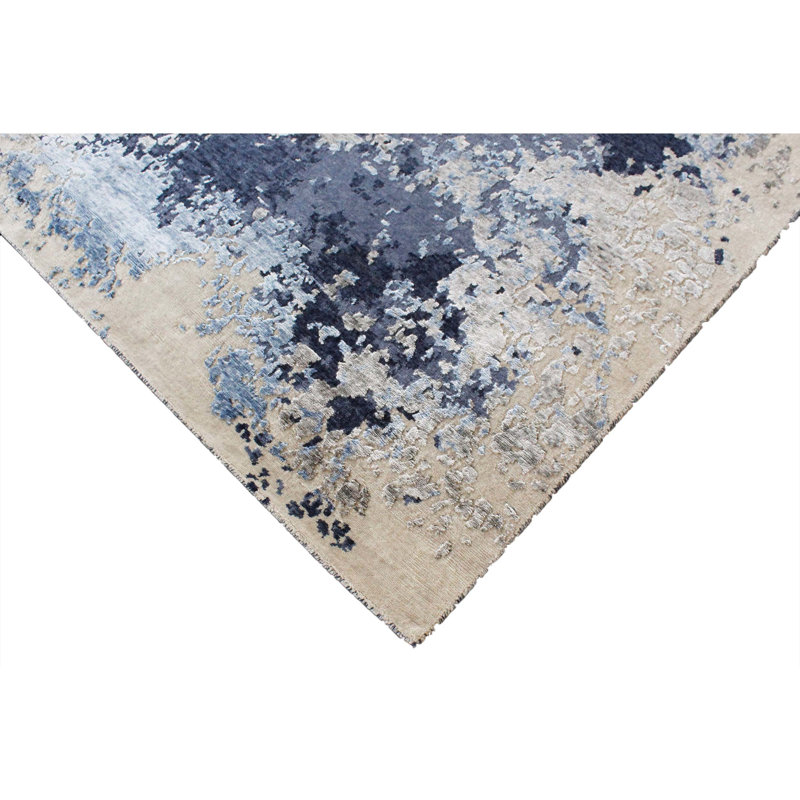 Area Rug in Silver/Blue, Rectangle 10' x 14'