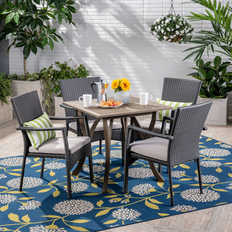 Ensemble repas avec coussins 5 pièces Nungesser