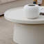 Table basse crème et champignon élégante et durable-103253069