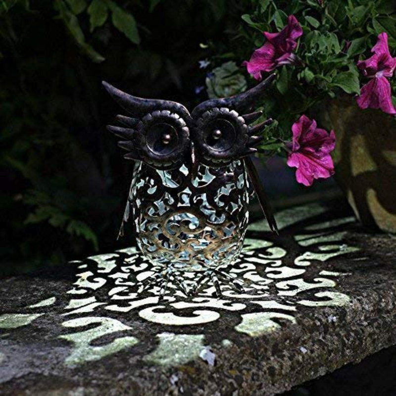 Peterlee 23cm Solar Powered Integrated LED Lawn Ornament