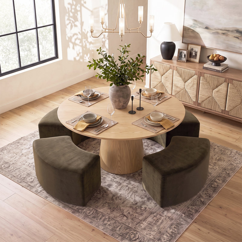 Ensemble de table de salle à manger pour 4 personnes avec table ronde unie et 4 chaises rembourrées en velours, Oak, Brown