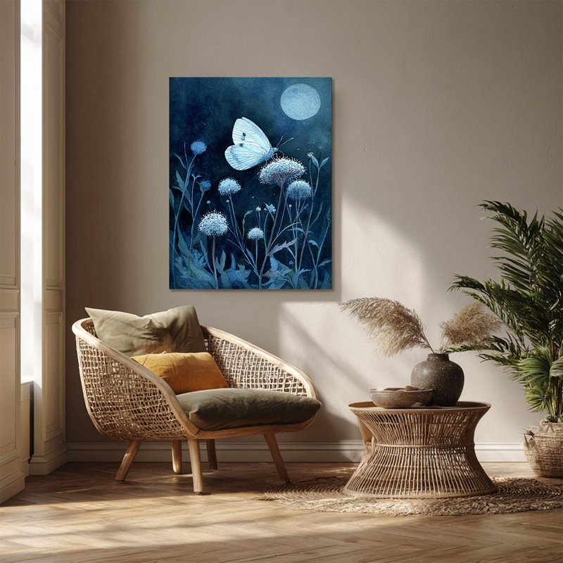 Papillon blanc sur fleurs sauvages au clair de lune - art mural sur toile tendue - salon, chambre à coucher ou bureau