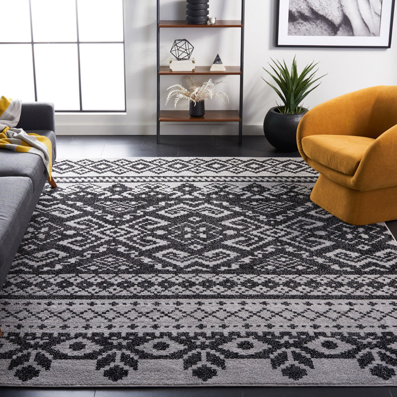 Nicarla Geometric Indoor/Outdoor Rug, Rectangle 4' x 6'