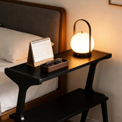 Et table de chevet, 2 en bois massif, esthétique contemporaine, laque résistante aux égratignures et imperméable, table en bois de 16,83 lb avec un design incurvé unique, idéal pour les petits espaces, enduit de laque, grand