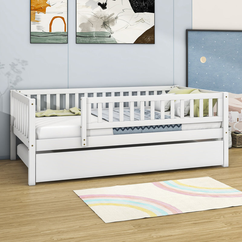Havva Wood Daybed with Twin Size Trundle and Fence Guardrails, Twin, White