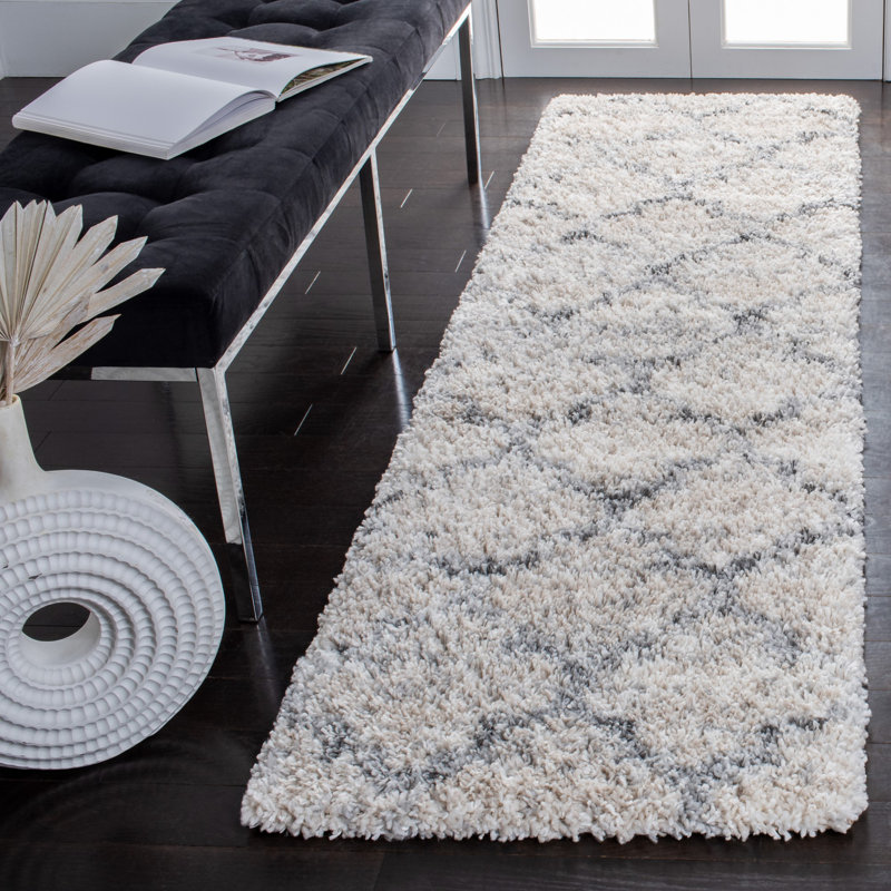 Amarion Geometric Gray/Ivory Area Rug, Runner 2'3" x 8'