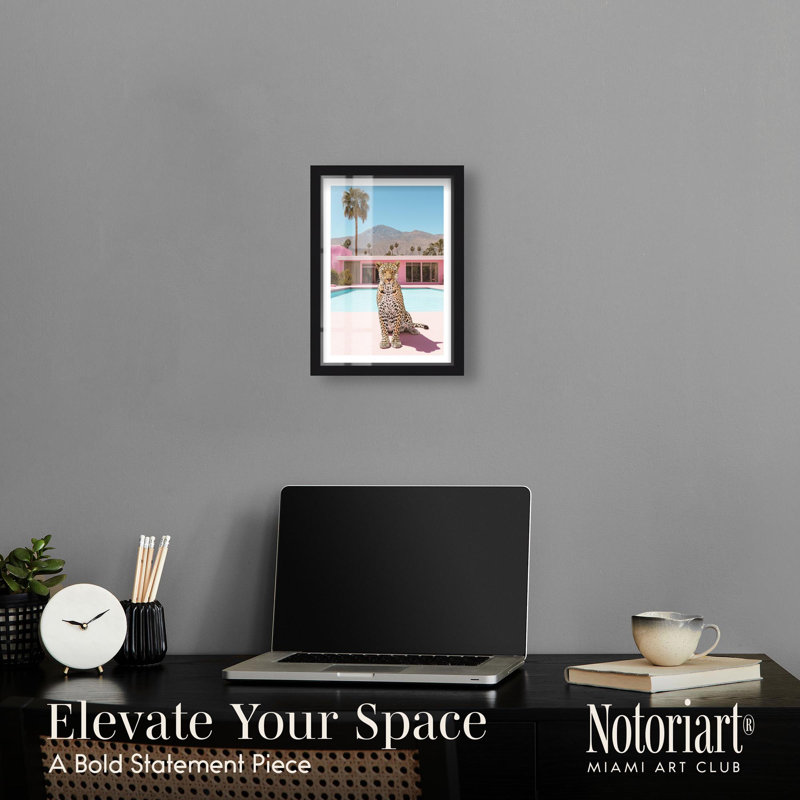 «Coral Pool Watcher Shadowbox Print» par Notoriart, Noir, H 16 po x l 11 po