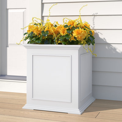 Abram Planter Box