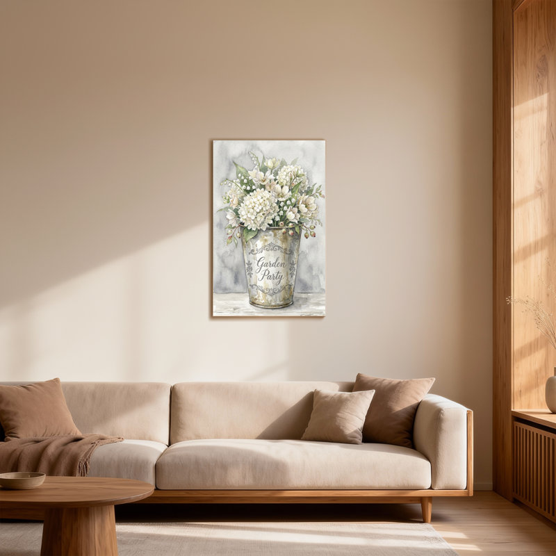 Arrangement floral de Saint-Valentin, H 18 po x l 12 po