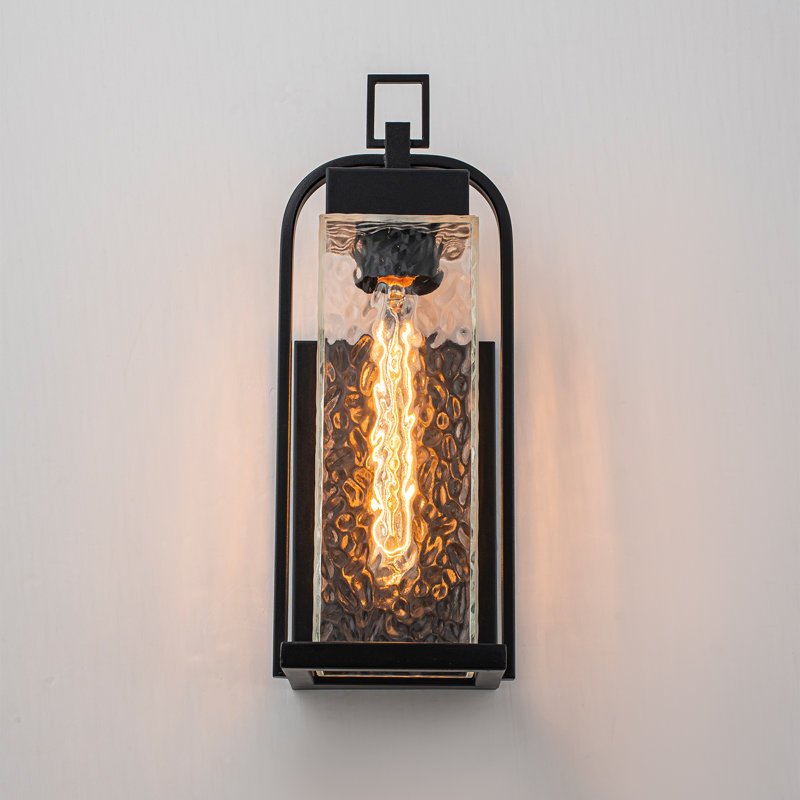 Applique murale d'extérieur 15,35 po moderne en métal noir mat avec abat-jour en verre ondulé fabriqué à la main IP44 Base E26 imperméable à lumière à intensité variable pour porche d'entrée de patio