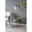Ensemble de 2 tables d'appoint en fer doré et noir avec plateau en verre, L: P18 x 23,5 po: P 16 x 20 po