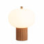 Lampe de table d'appoint Tambo - Finition bois de noyer foncé, laiton patiné, abat-jour en verre opale blanc-121541971