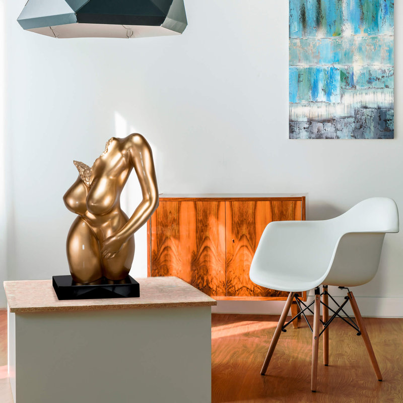 Amento Figurines & Sculptures, Gold