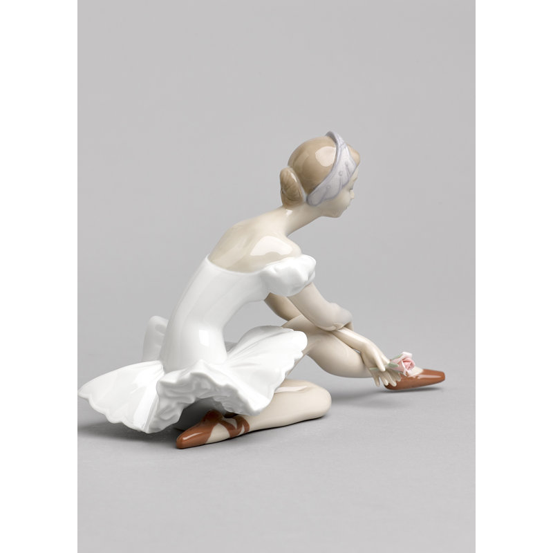 Ballet Figurine