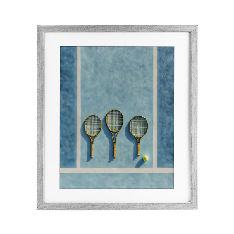 «Tennis Racket Trio», reproduction sous verre encadrée, design par Franklyn Gregory, H 16 po x l 13 po, Cadre de ferme gris