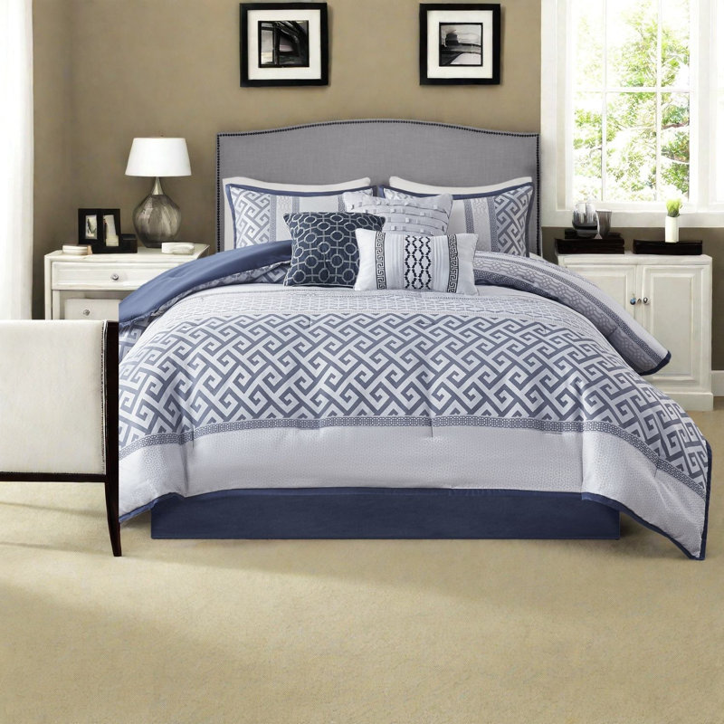 Luxury 7 Piece Polyester Bedding Sets, Jacquard Traditional Home Decor
