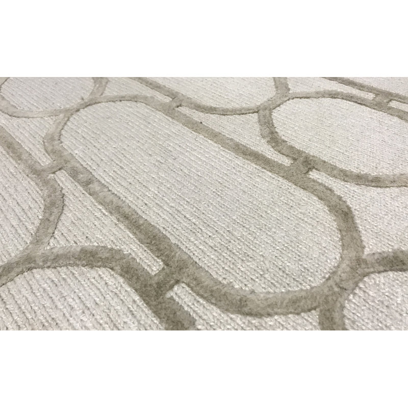 Hand-Knotted High-Quality Ivory Area Rug