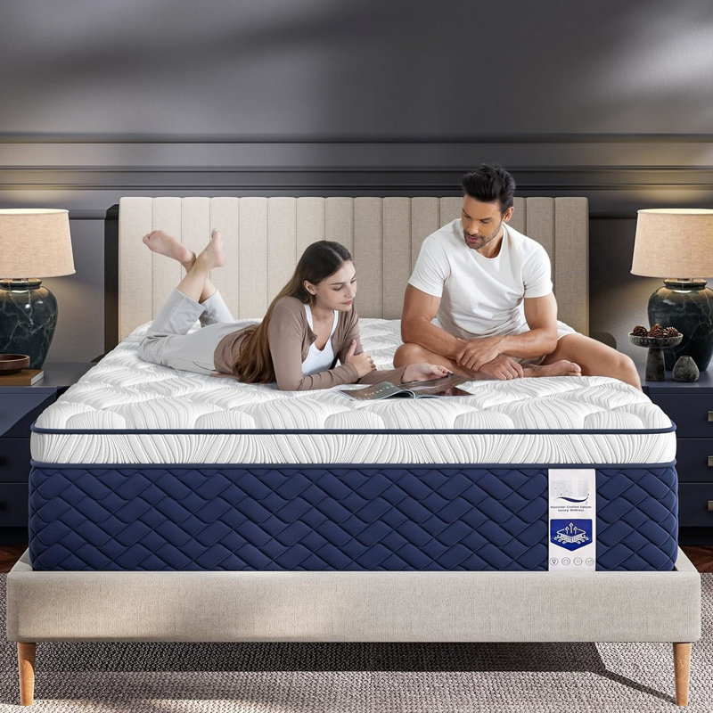Matelas pour grand lit ferme de 12 pouces avec support à 5 zones pour le soulagement des épaules, conception d'inspiration hôtelière à 7 couches, mousse à mémoire de forme, blanc et bleu