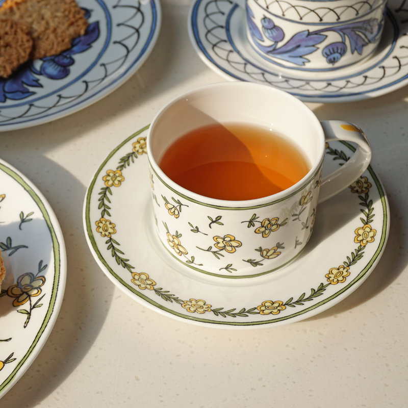 Tasse à thé et soucoupe Daisy Chain
