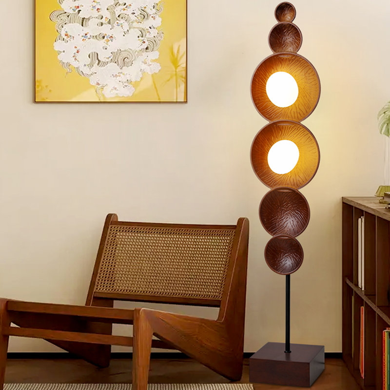 Lampe décorative en bois massif